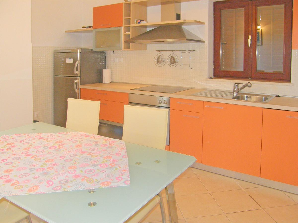 Apartments Rina Primošten Eksteriør billede